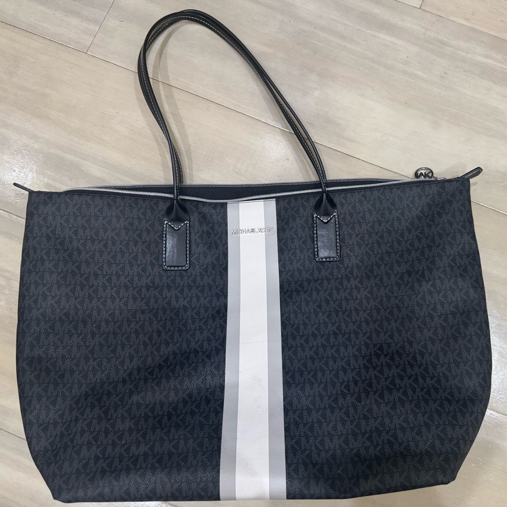 Michael Kors Eva Large Signature Logo Stripe Tote Bag